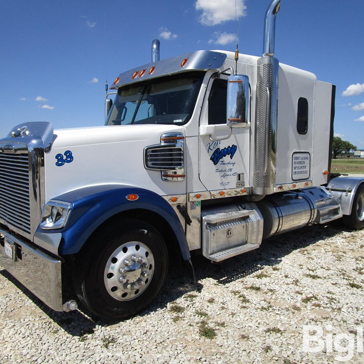 2016 FREIGHTLINER 122SD