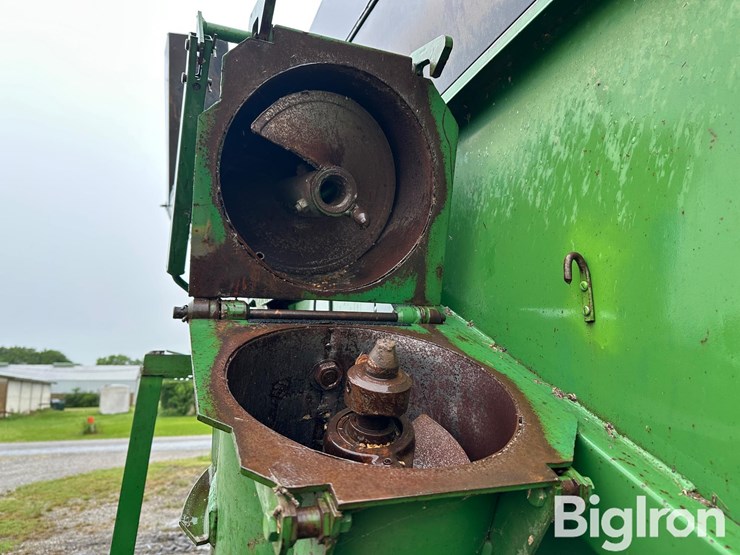 john-deere-650-image-19