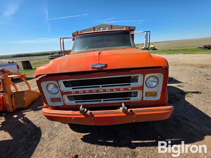 1967-chevrolet-50-image-2