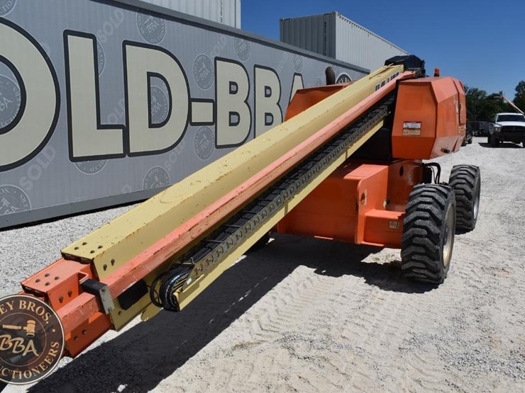 2015-jlg-600s-image-8