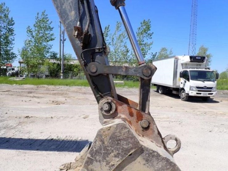 2012-deere-290g-lc-image-30