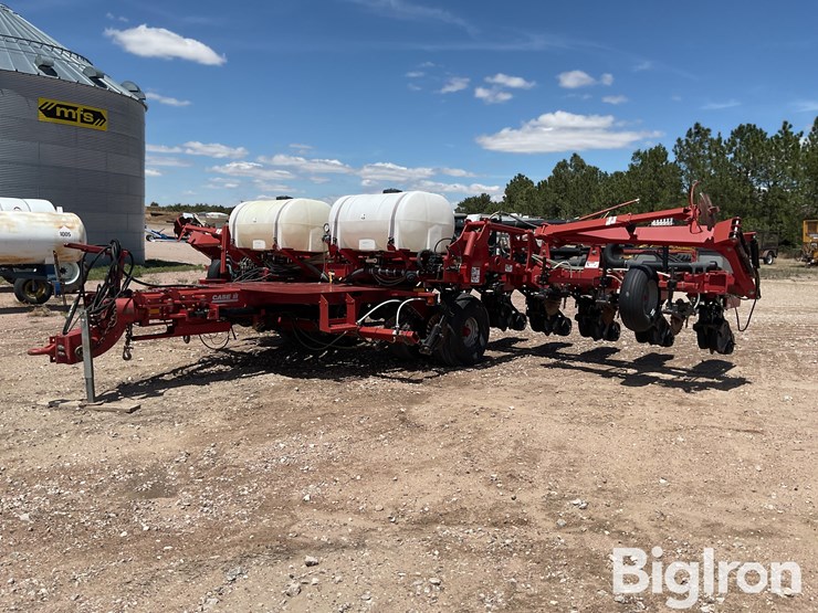 case-ih-1200-image-1