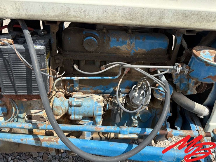 ford-4000-image-12