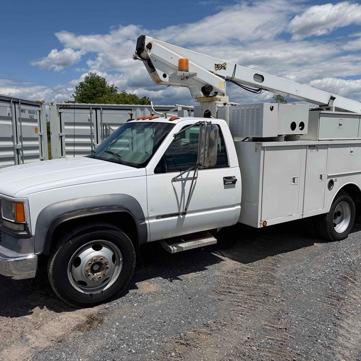 2000 CHEVROLET 3500