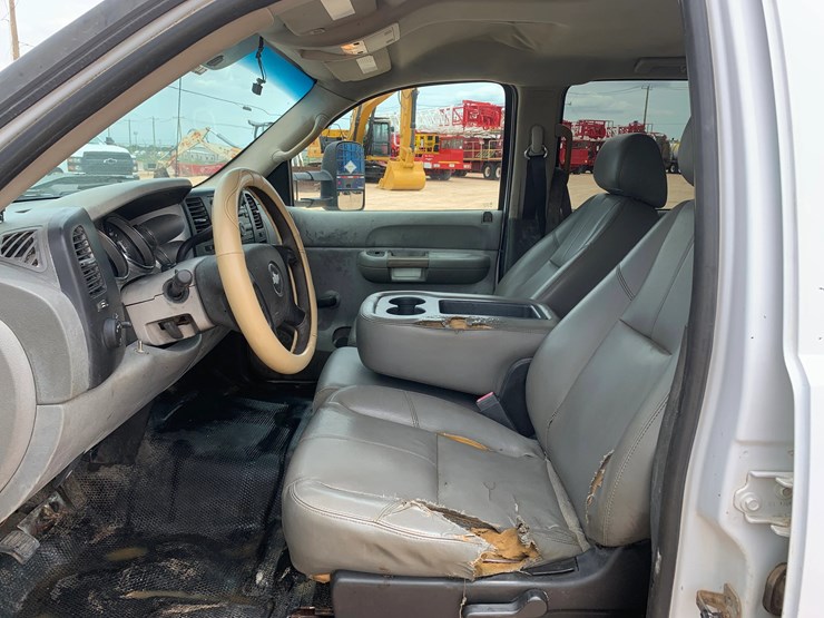 2008-chevrolet-silverado-3500hd-image-7