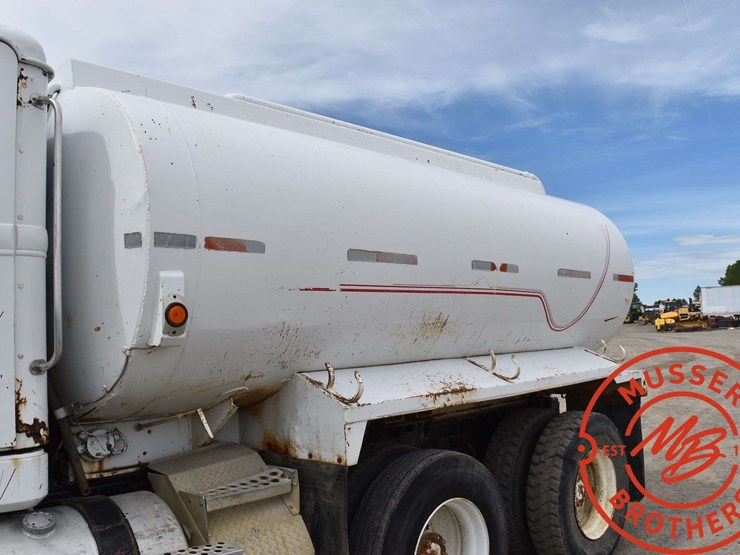 1992-western-star-3864s-image-16