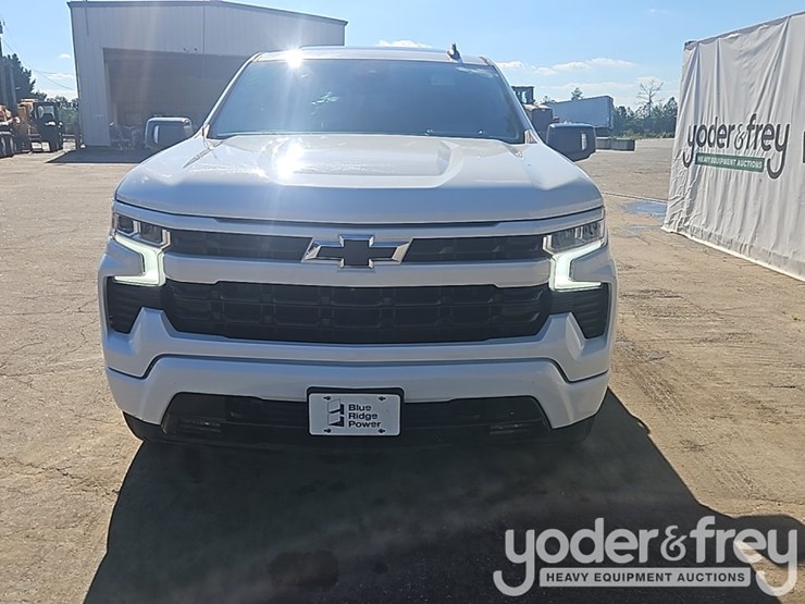2022-chevrolet-1500-image-8