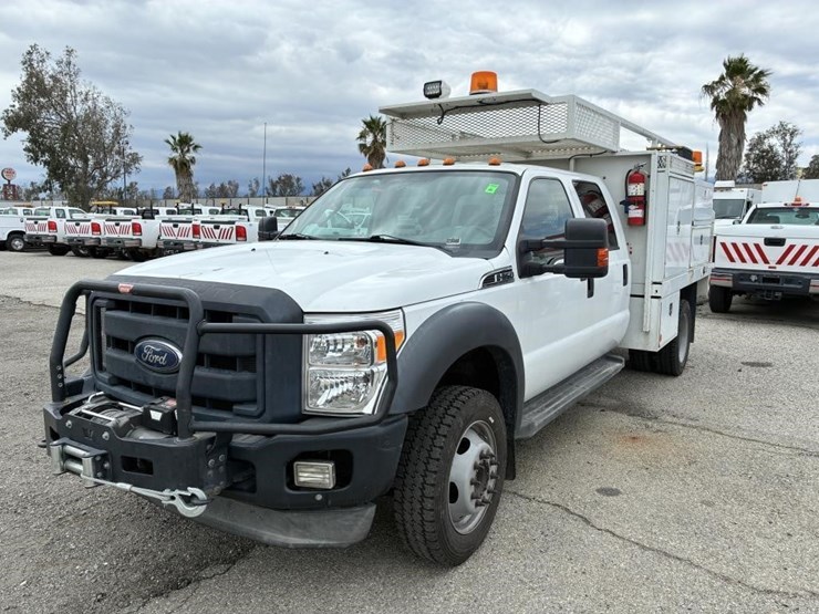 2012-ford-f550-image-1