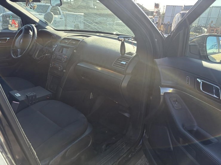2018-ford-explorer-police-interceptor-image-9