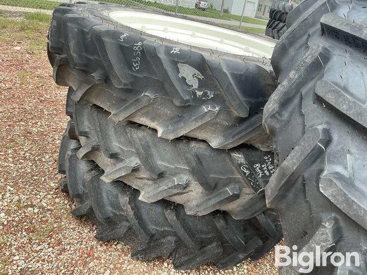 new-holland-8-image-11