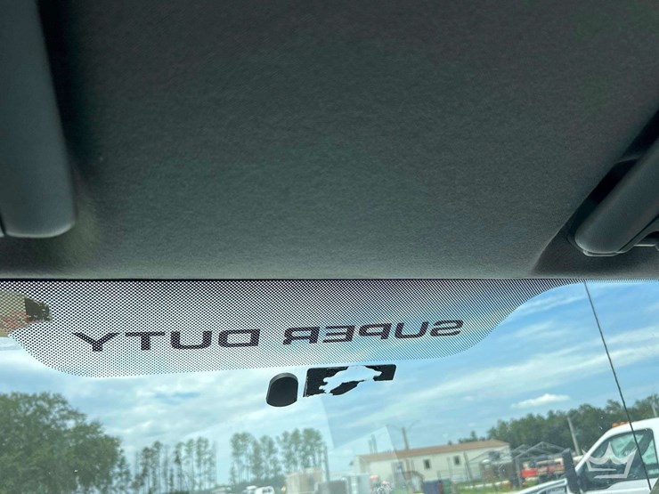 2019-ford-f750-image-19