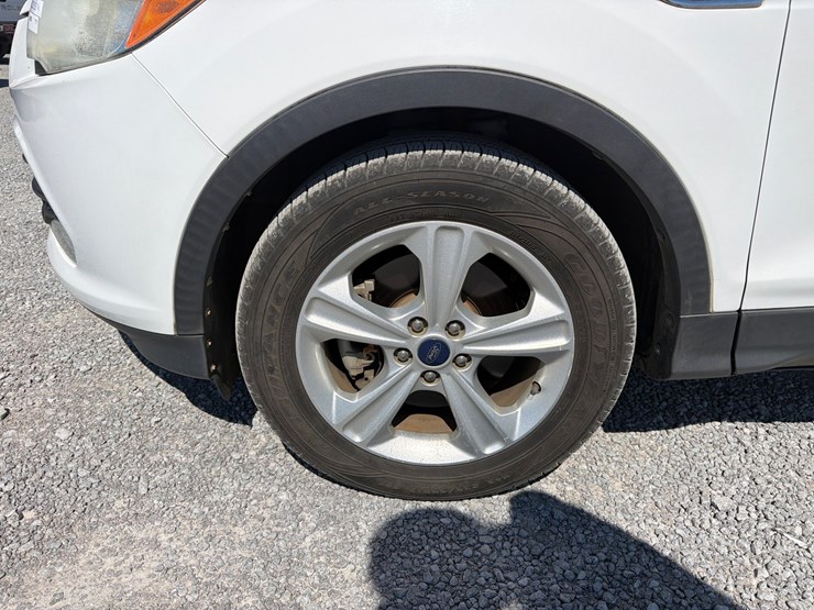 2014-ford-escape-se-image-8