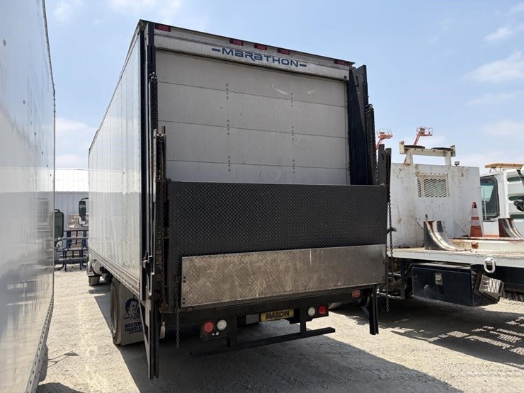 2014-international-durastar-4400-image-4