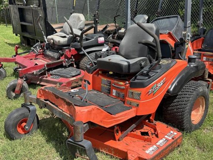 kubota-zg327-image-2