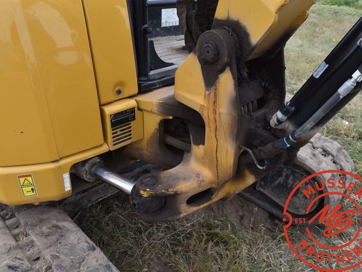 2020-caterpillar-305.5e2-cr-image-39