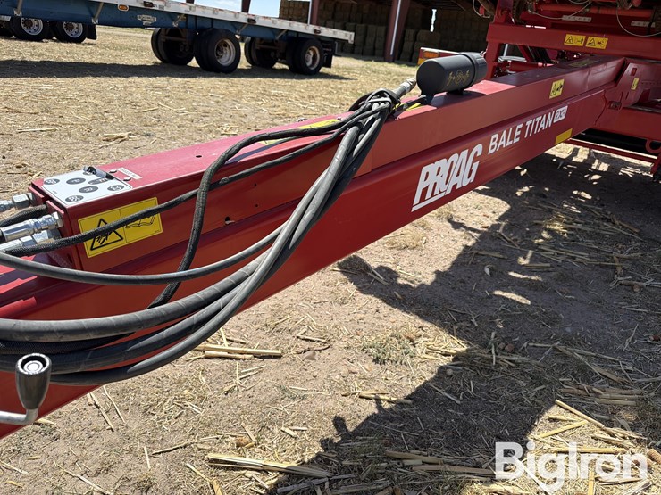 2019-proag-bale-titan-rxr-image-11