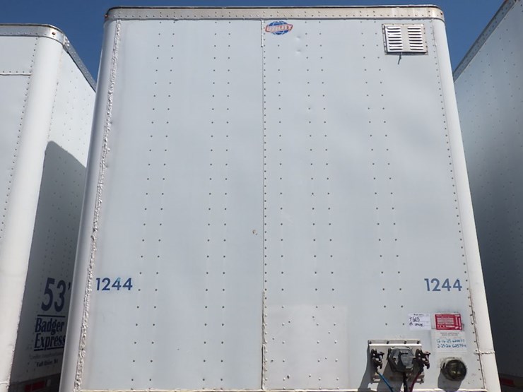 2005-utility-4000d-x-image-2
