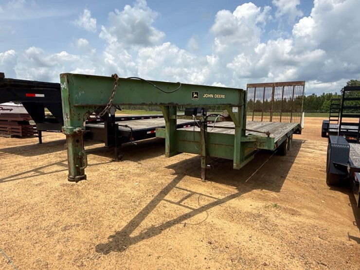 john-deere-16-image-2