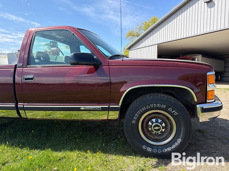 1997-chevrolet-c2500-2wd-pickup-image-17