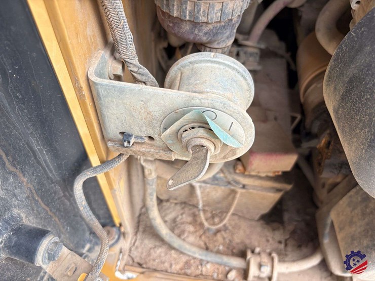 2022-caterpillar-259d3-image-69