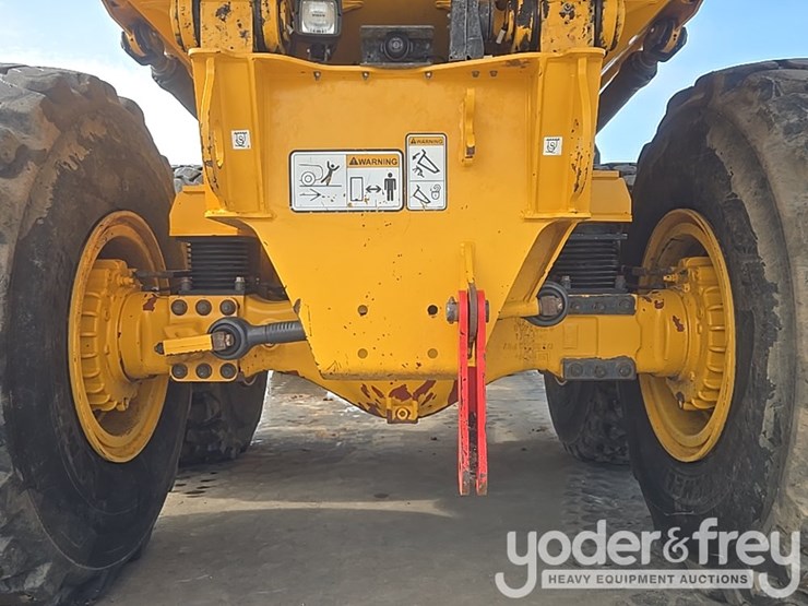2023-volvo-a25g-image-23