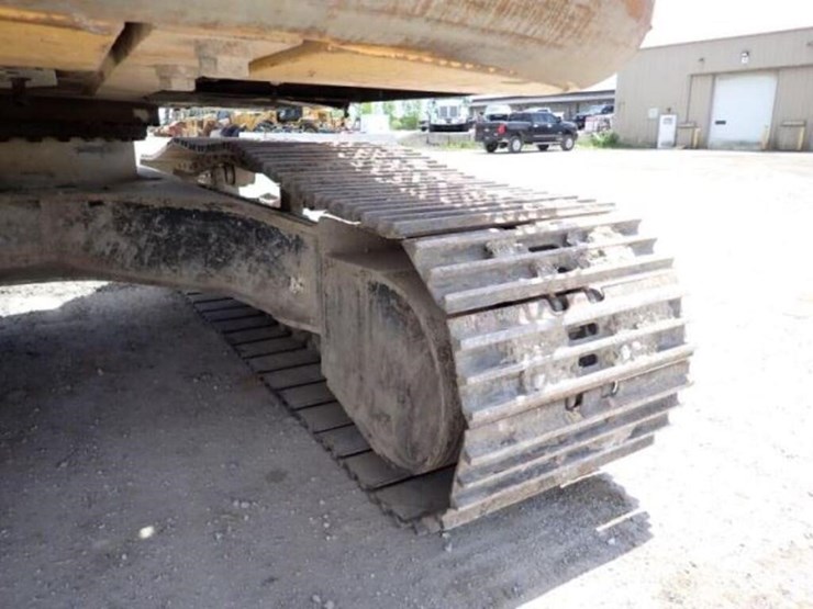 2009-deere-270d-lc-image-50