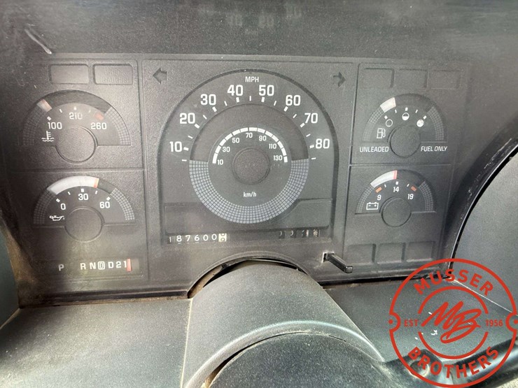 1989-chevrolet-2500-image-17