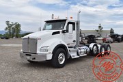 2016 KENWORTH T880