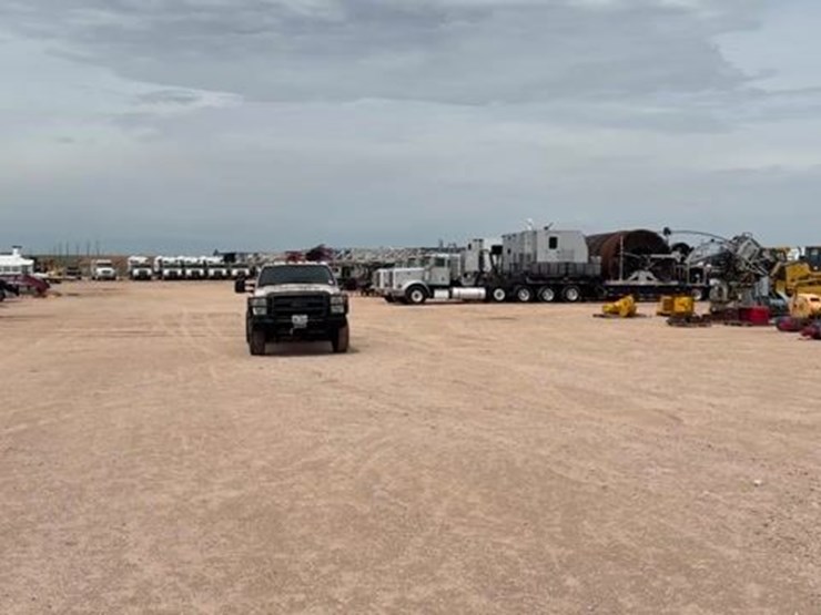 2015-ford-f350-image-1