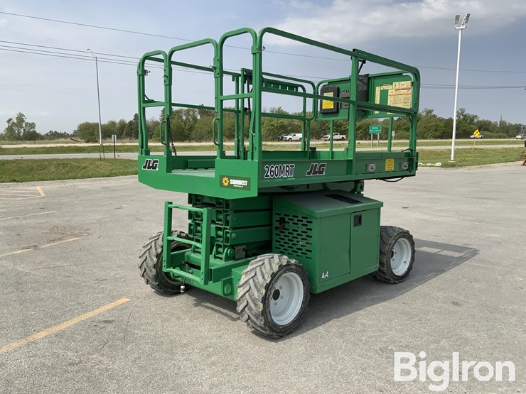 2017-jlg-260mrt-image-5