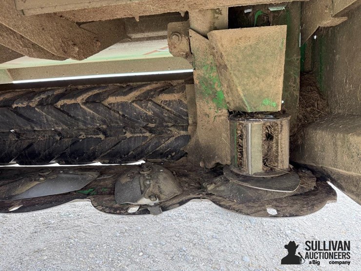john-deere-635-image-19