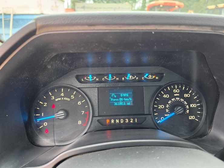 2017-ford-f150-image-13