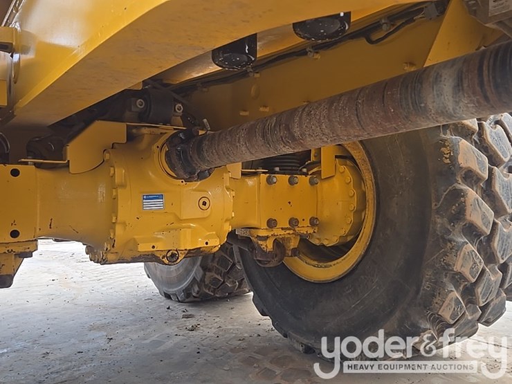 2023-deere-260e-image-25