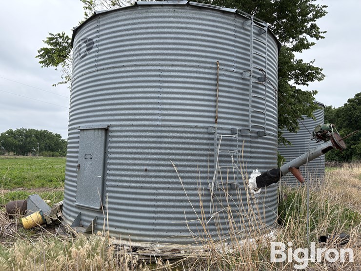 butler-18’-diameter-grain-bin-image-1
