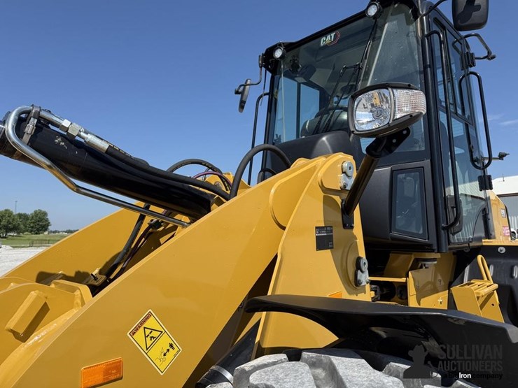 2021-caterpillar-920-image-19