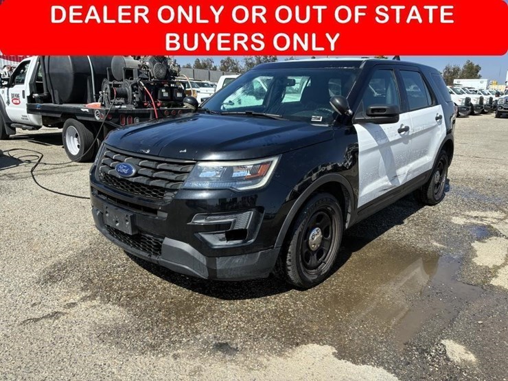 2017-ford-explorer-police-interceptor-image-1