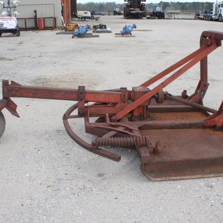 #4150 • 7' Brown Tree Cutter