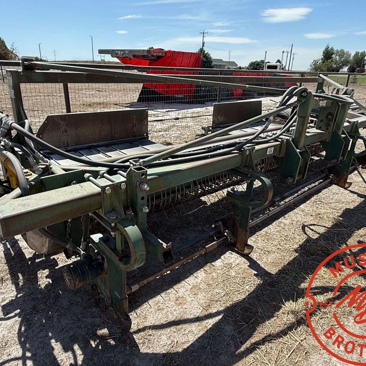 1993 Pickett 12-Row Bean Cutter