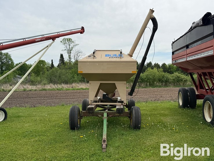 john-deere-1065a-image-2