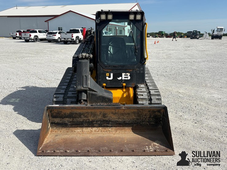 2022-jcb-3ts-8t-image-2