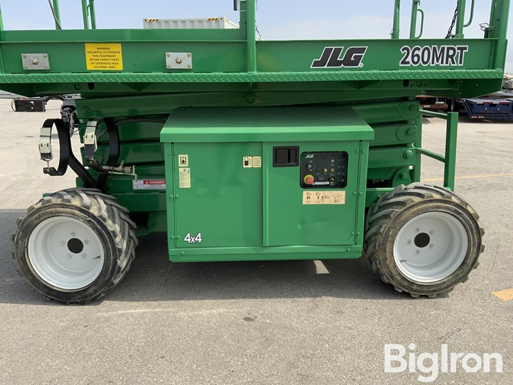 2017-jlg-260mrt-image-15