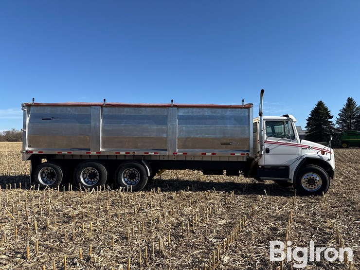 1996-freightliner-fl80-image-4