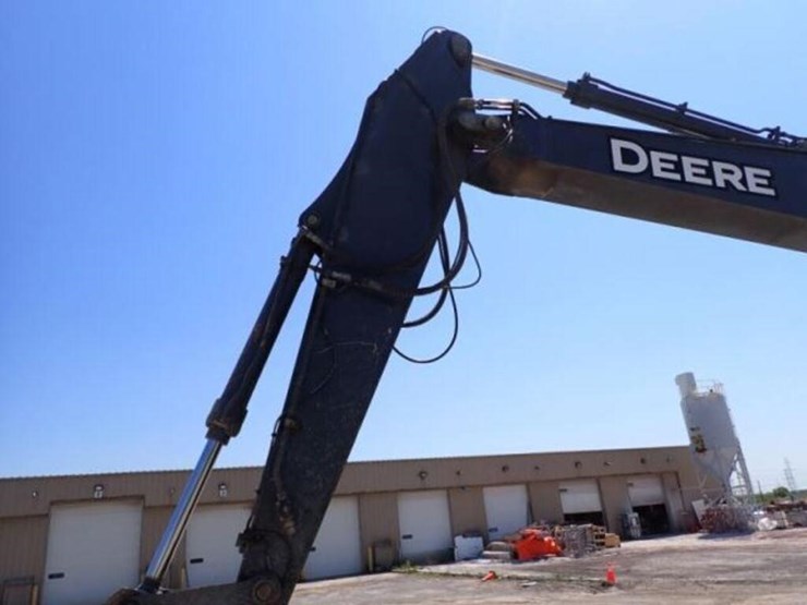 2012-deere-290g-lc-image-26