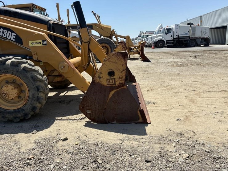 2008-caterpillar-430e-image-5