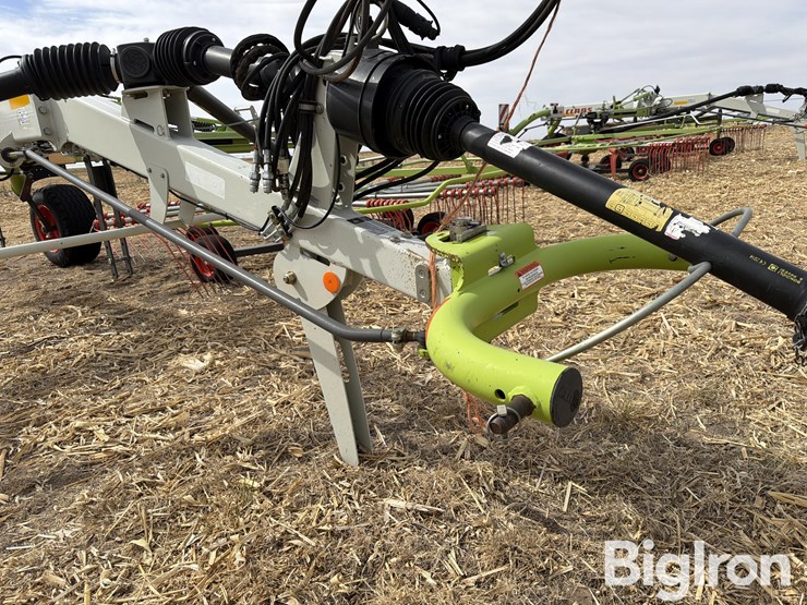 2015-claas-liner-2900-image-11