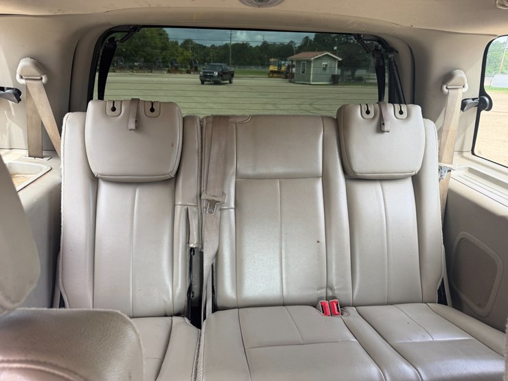 2012-ford-expedition-image-6