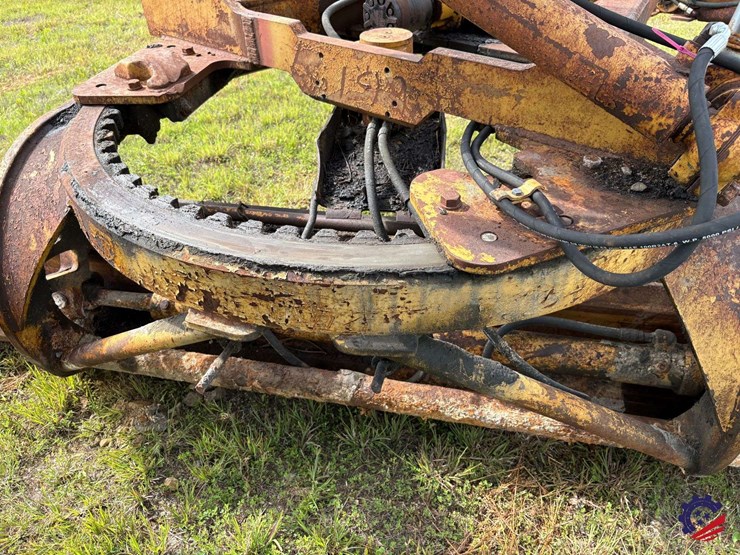 caterpillar-130g-image-81