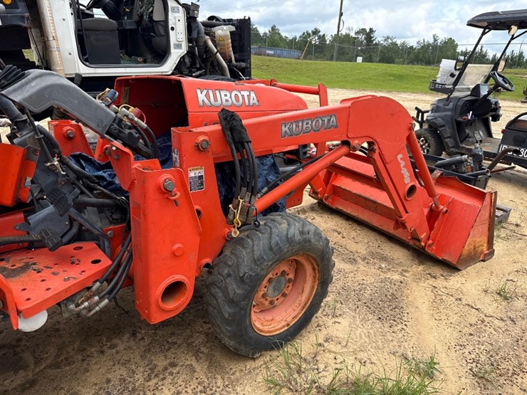 kubota-l2800-image-7