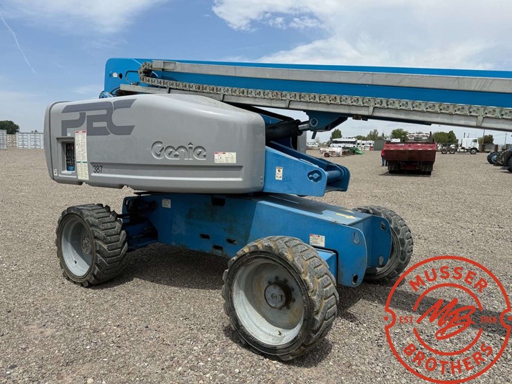 2006-genie-s65-image-3