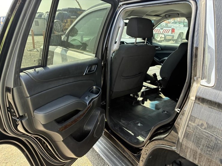 2018-chevrolet-tahoe-image-13